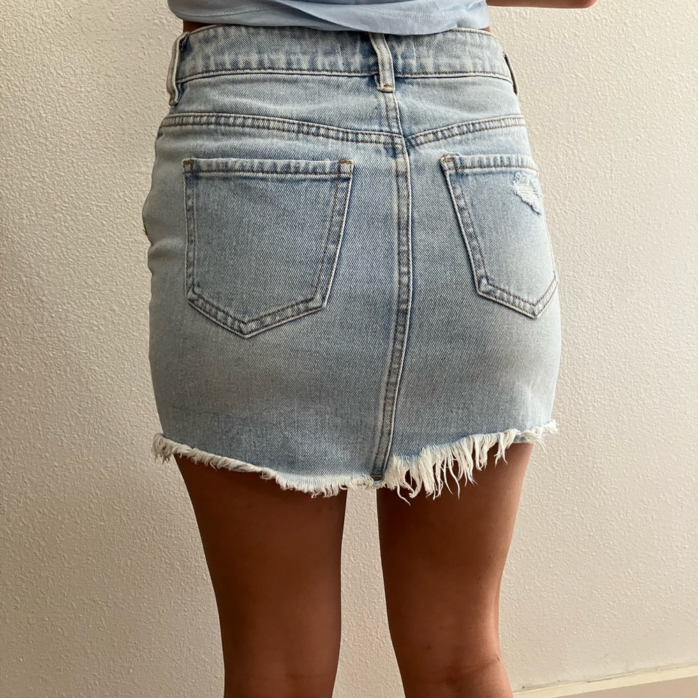 Pacsun denim frayed mini skirt size 24